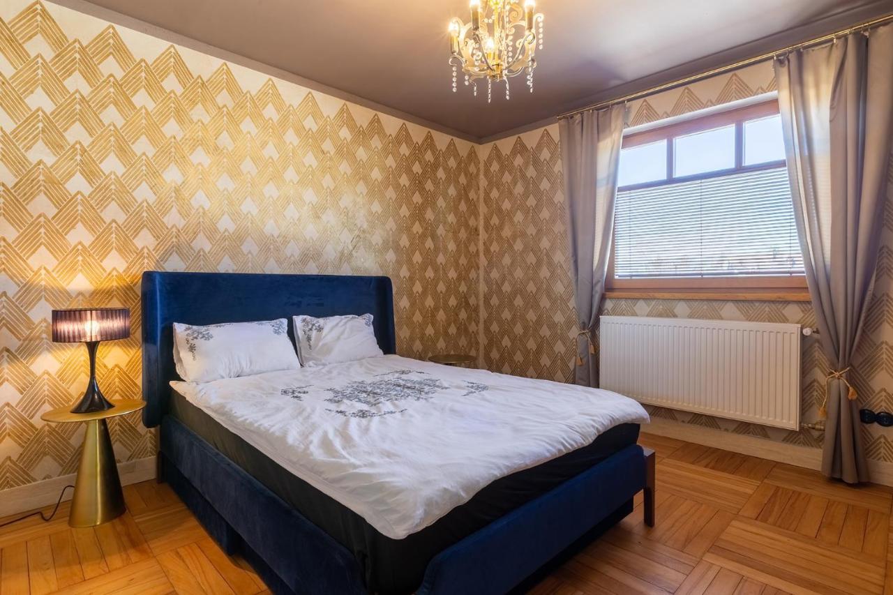Patek Premium Apartments - Airport Lawica & Mtp & Car Races & International Trade Fairs Skorzewo  Exterior photo